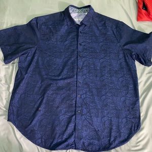 Robert Graham shirt sleeve shirt